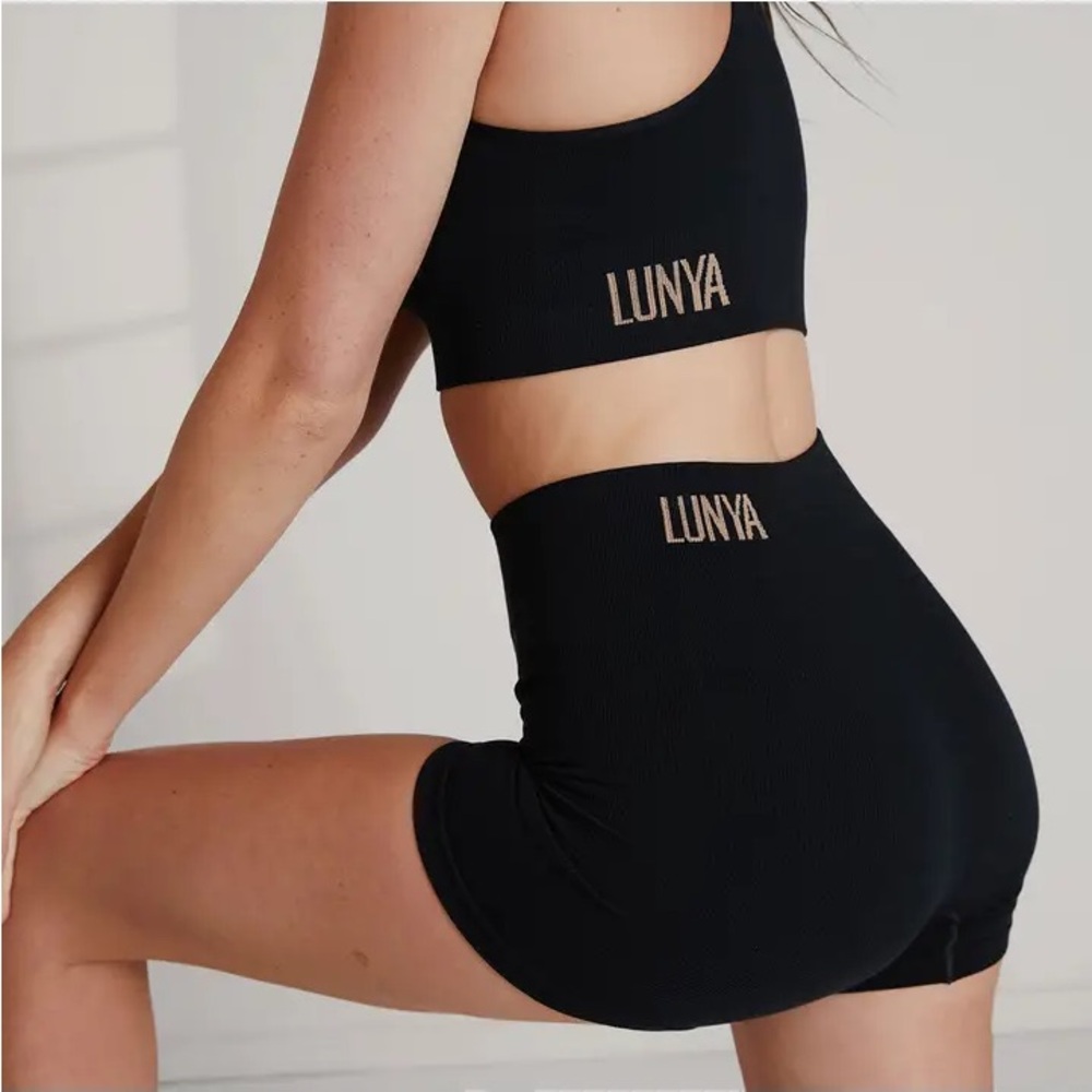 Lunya - Seamless Modal Boyshort - Immersed Black